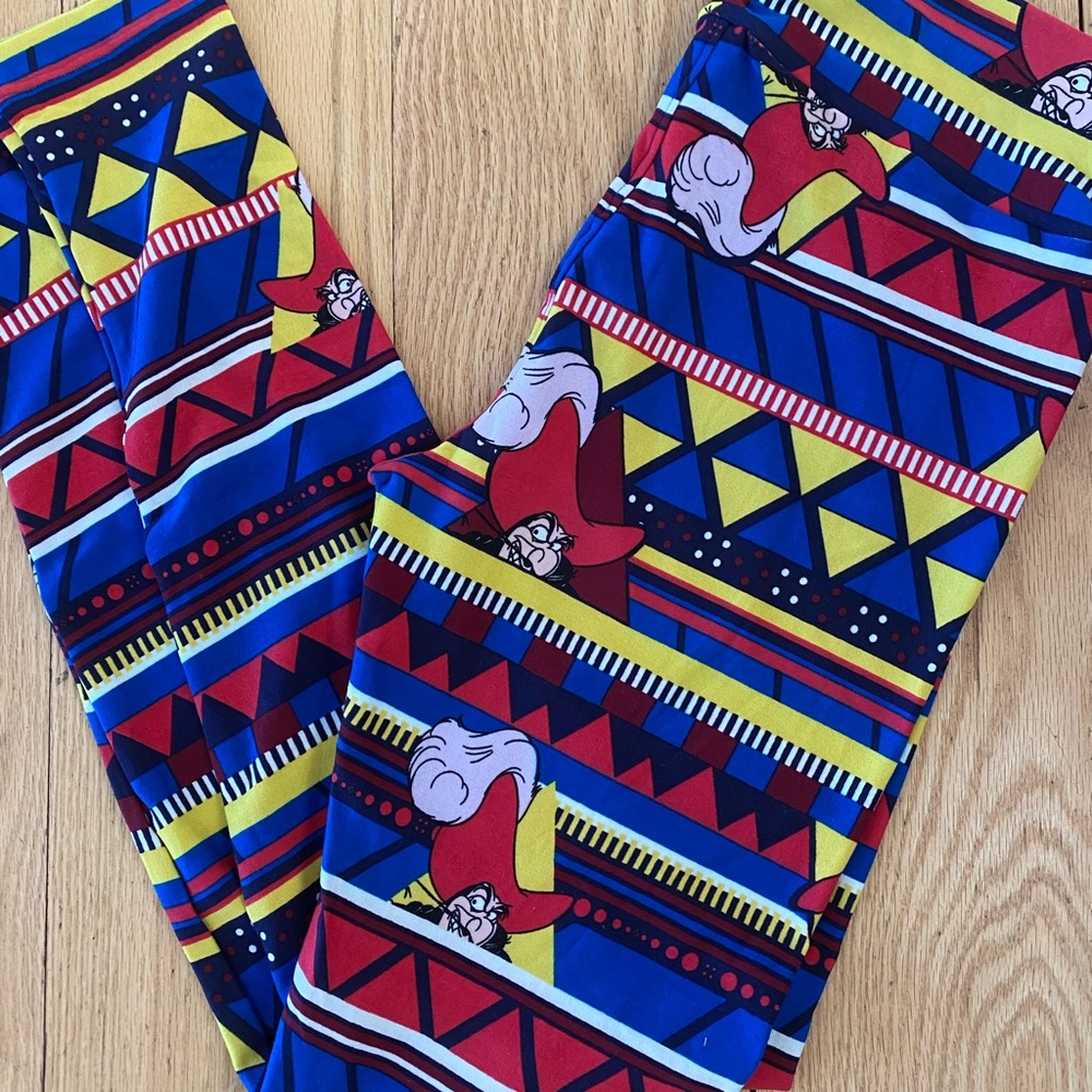 LuLaRoe OS Disney Villains Captain Hook Leggings
